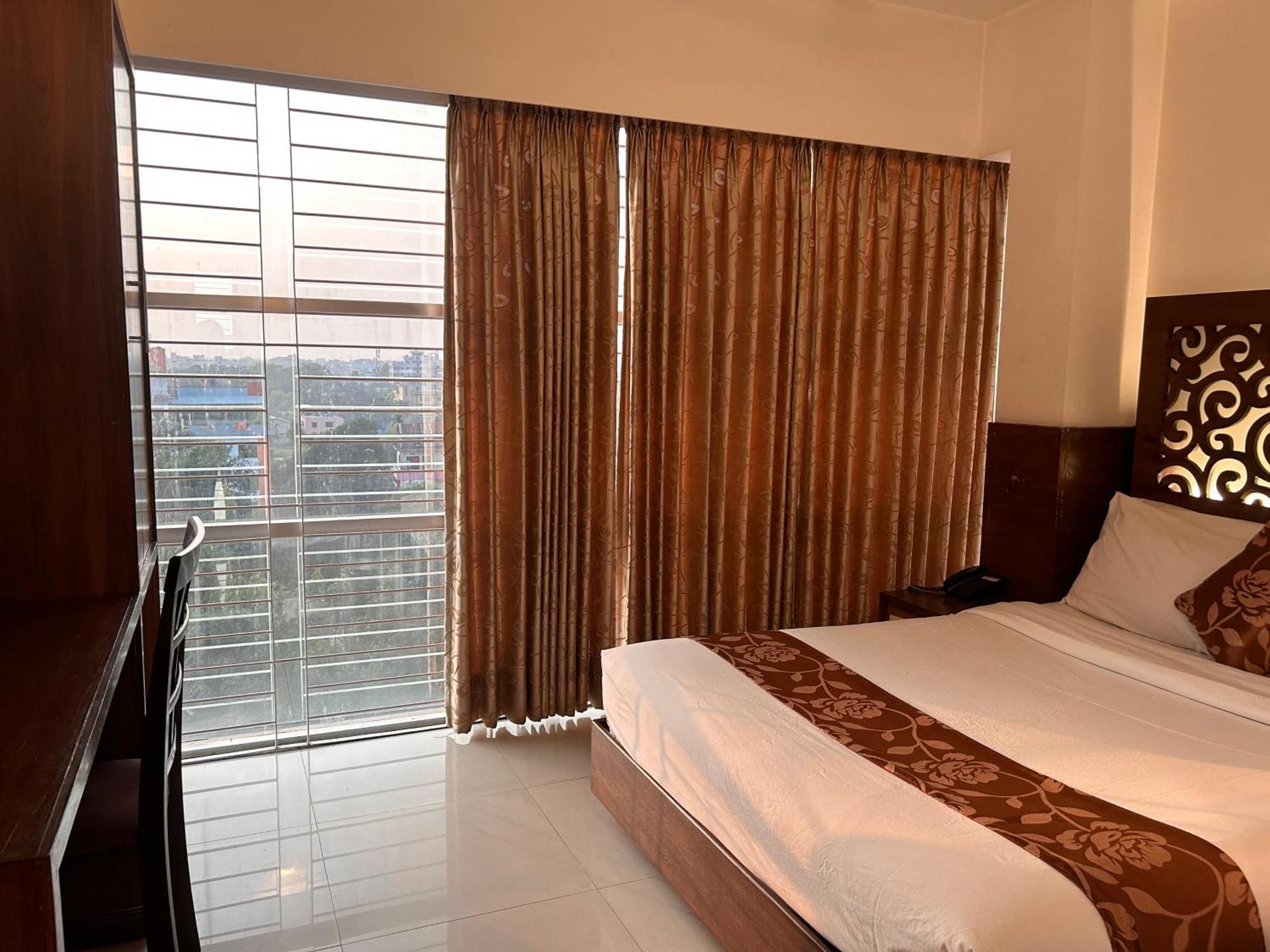La Vista Hotel Sylhet Buitenkant foto