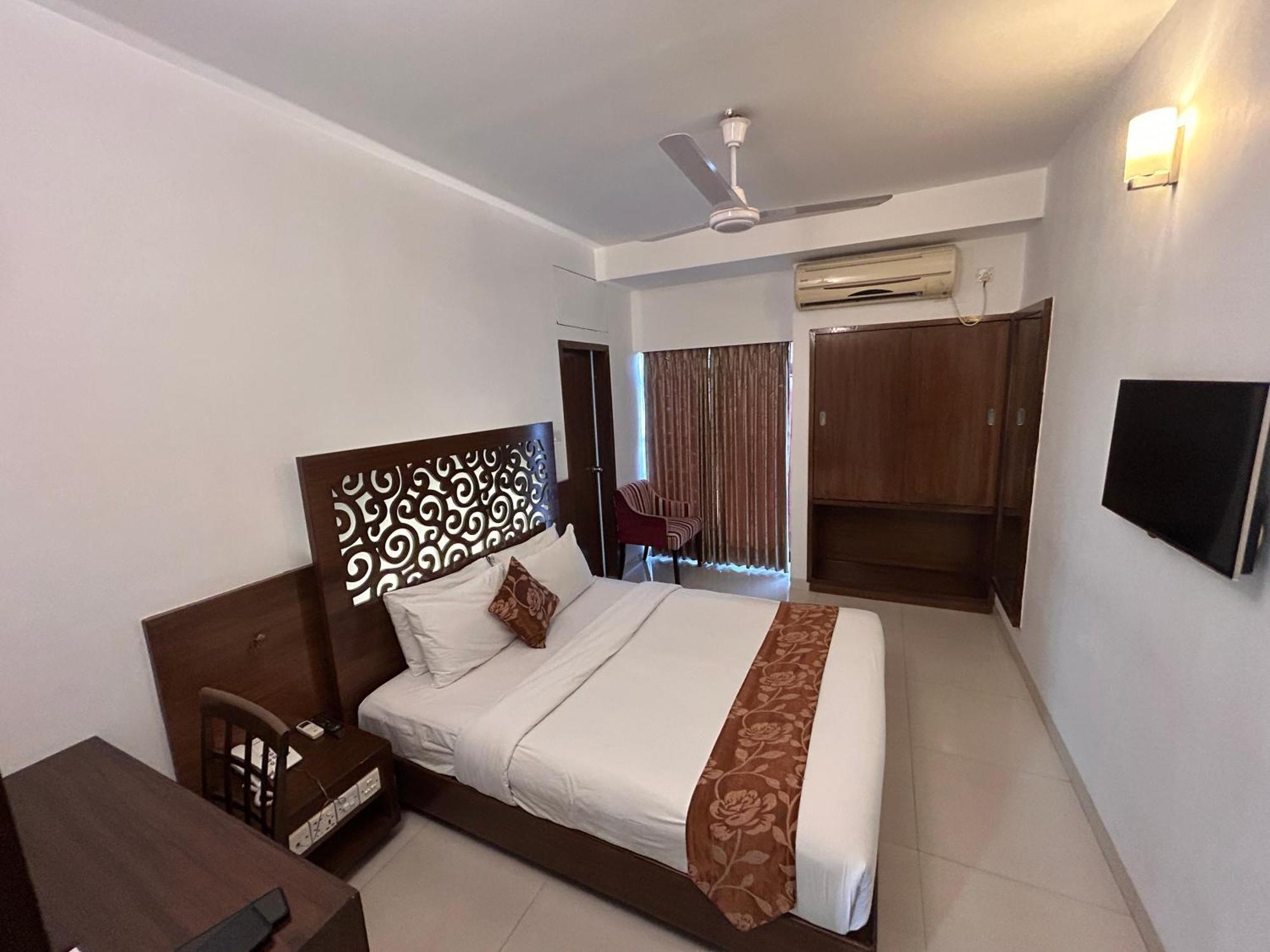 La Vista Hotel Sylhet Buitenkant foto