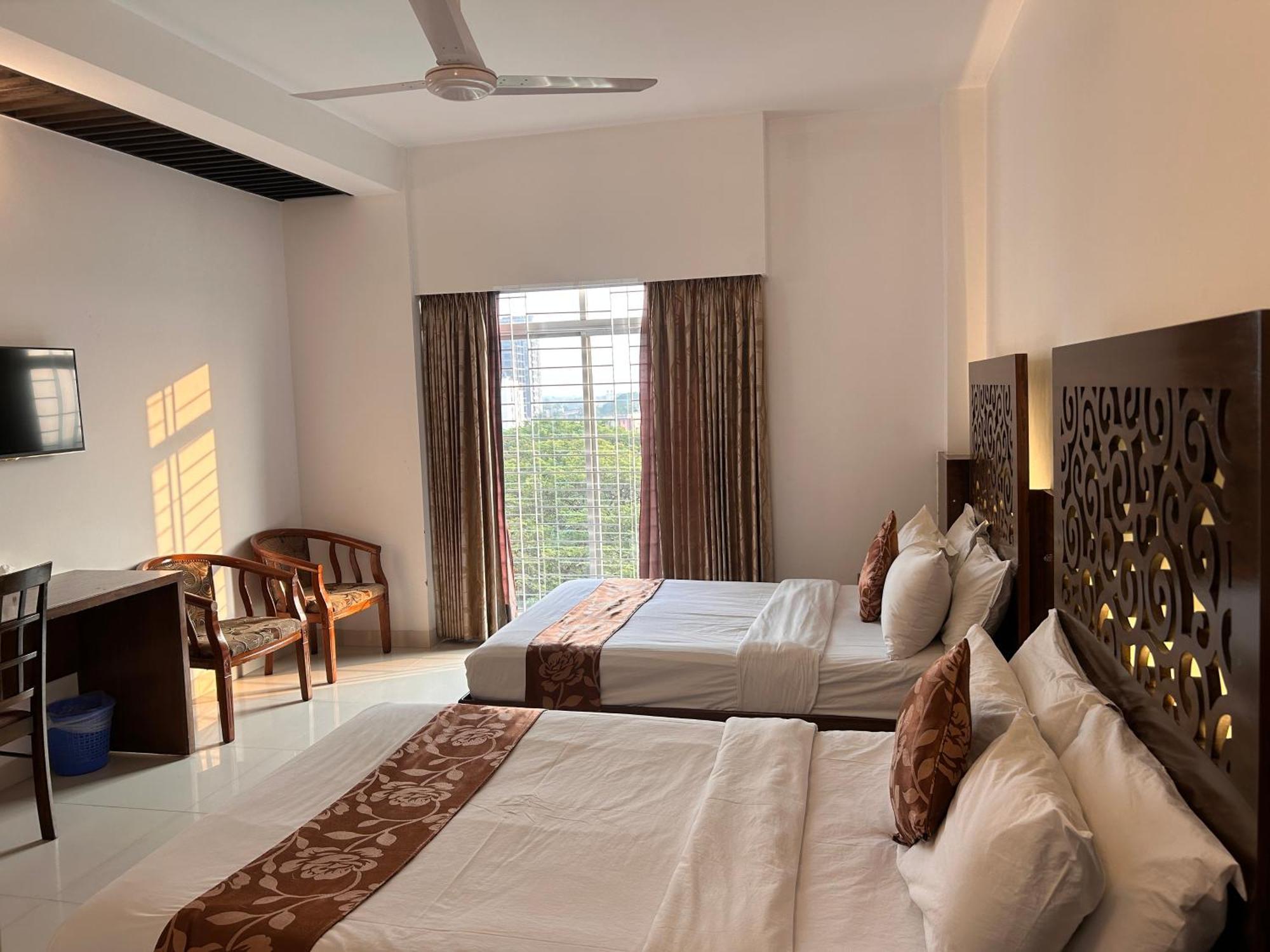 La Vista Hotel Sylhet Buitenkant foto
