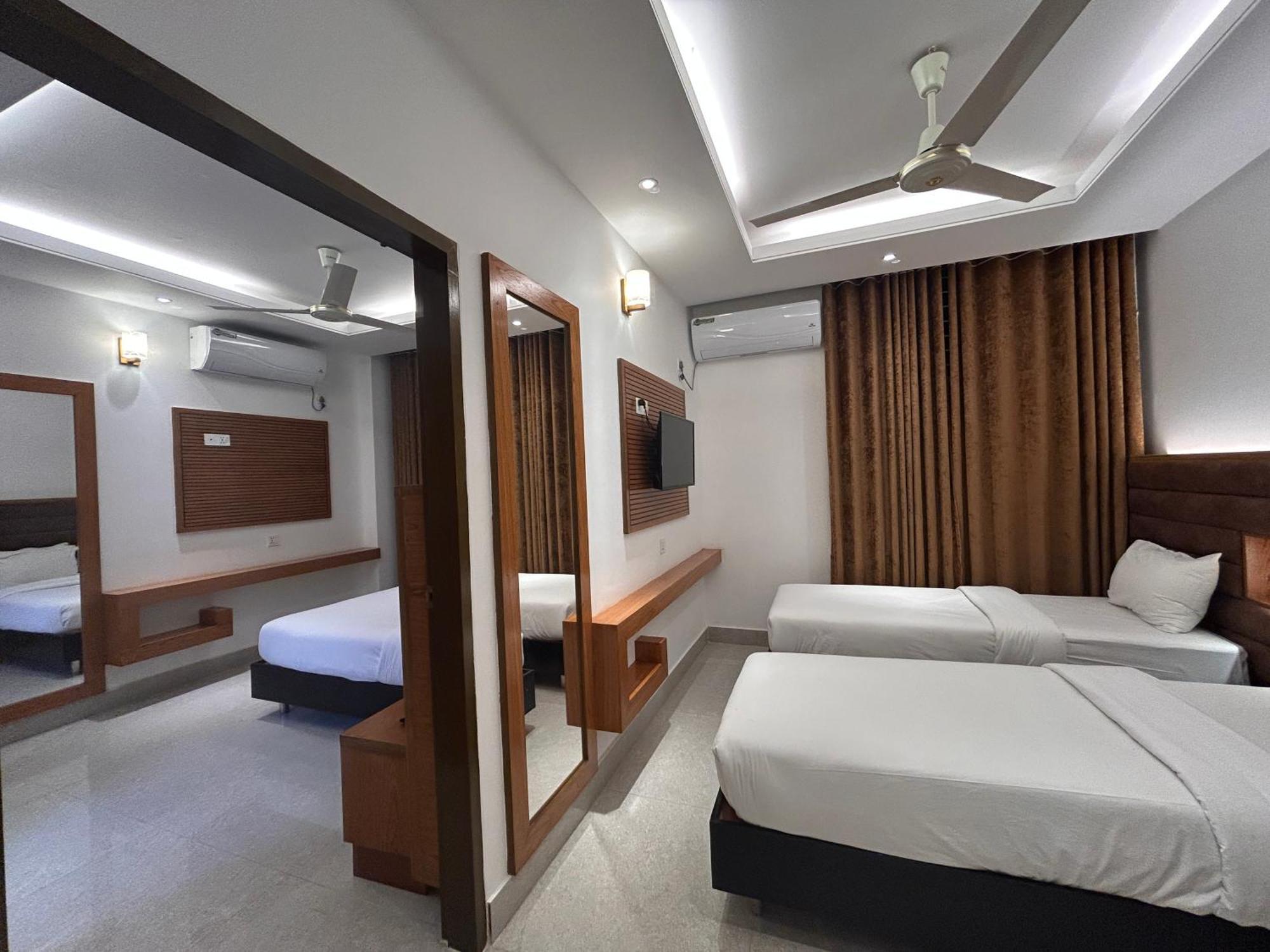 La Vista Hotel Sylhet Buitenkant foto