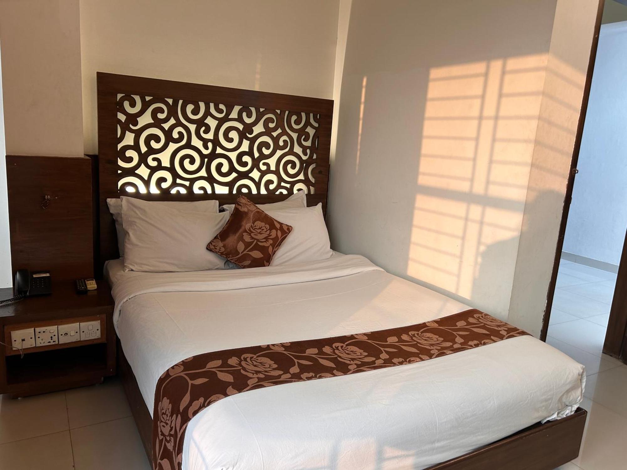La Vista Hotel Sylhet Buitenkant foto